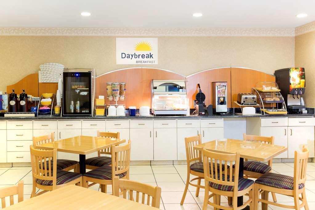 Holiday Inn Express - Naples South - I-75 By Ihg Golden Gate Facilities photo